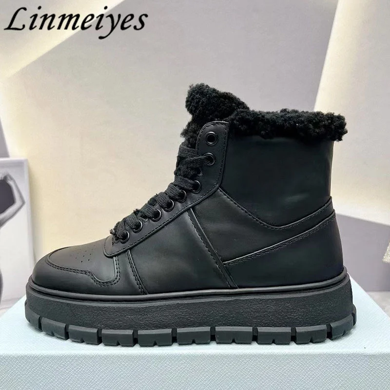 Genuine Leather Flat Short Boots Woman Lace Up Round Toe Motorcycle Boots Winter Shoes Women Wool Warm Snow Boots Woman
Genuine Leather Flat Short Boots Woman Lace Up Round Toe Motorcycle Boots Winter Shoes Women Wool Warm Snow Boots Woman