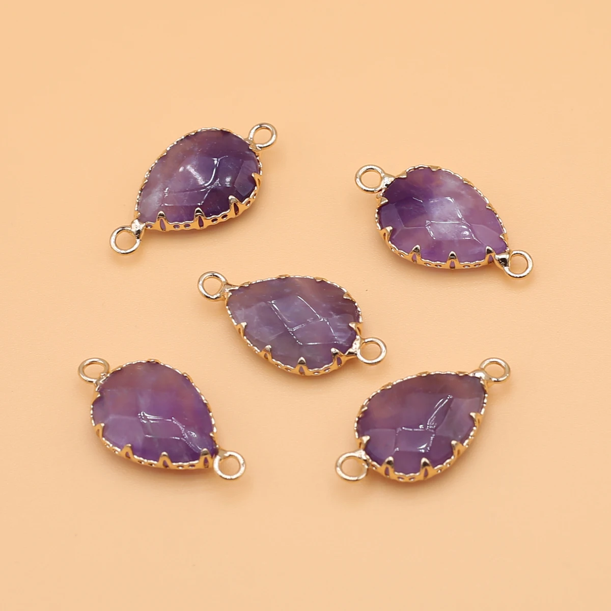 New Products Natural Drop Shape Amethyst Semi-precious Stone Crystal Agate Connector DIY Charm Necklace Gift Jewelry
New Products Natural Drop Shape Amethyst Semi-precious Stone Crystal Agate Connector DIY Charm Necklace Gift Jewelry