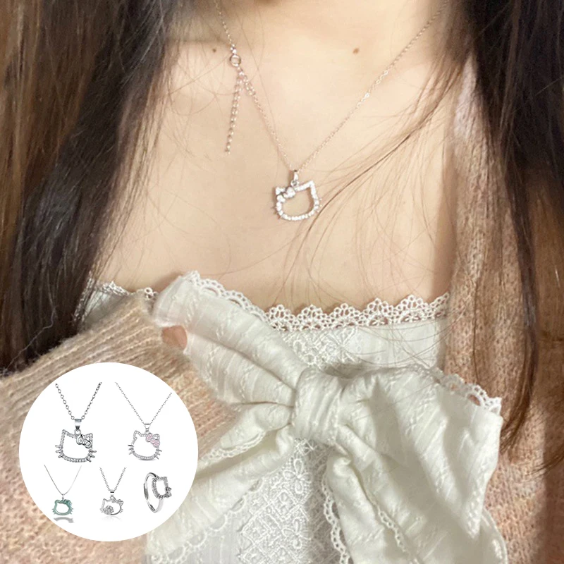 Ожерелье Sanrio с милым мультяшным рисунком Hello Kitty, кольцо с бриллиантами и цепочкой до ключиц, подвеска из стерлингового серебра, милый подарок на день рождения для девушки
Ожерелье Sanrio с милым мультяшным рисунком Hello Kitty, кольцо с бриллиантами и цепочкой до ключиц, подвеска из стерлингового серебра, милый подарок на день рождения для девушки