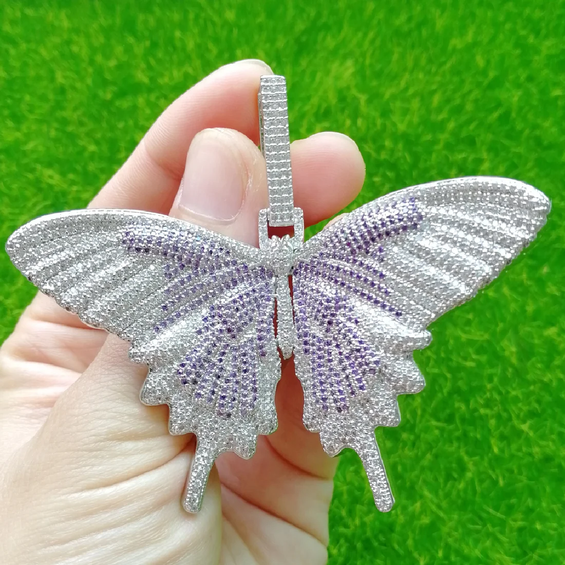 6 Colors Iced Bling Bling Large Colorful CZ Butterfly Pendants Men's Hip Hop Necklace Brass Mirco Setting CZ Jewelry Gift CN119
6 Colors Iced Bling Bling Large Colorful CZ Butterfly Pendants Men's Hip Hop Necklace Brass Mirco Setting CZ Jewelry Gift CN119