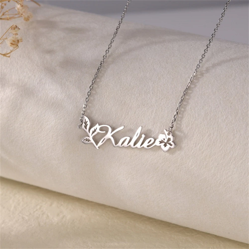 Mothers Day Gift Jewelry Custom Blossom Lily Name Necklace Personalized Flower Nameplate Necklaces For Women
Mothers Day Gift Jewelry Custom Blossom Lily Name Necklace Personalized Flower Nameplate Necklaces For Women