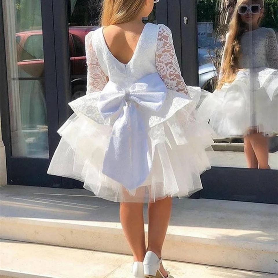 

Lovely White Knee Length Flower Girl Dresses For Wedding Tulle Ruffles Long Sleeves First Communion Gowns With Bow Celebration