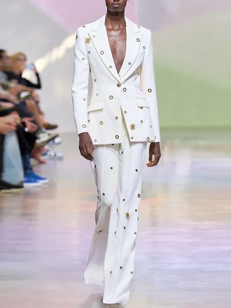 2024 Newest Designer Fashion Runway Suit Set Women's Slim Fit Single Button Grommet Lapel Blazer Pants Set 2pcs
2024 Newest Designer Fashion Runway Suit Set Women's Slim Fit Single Button Grommet Lapel Blazer Pants Set 2pcs