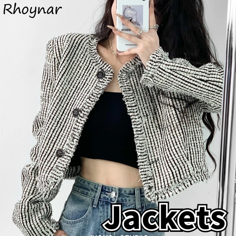 Plaid Cropped Jackets Women Aesthetic Baggy Streetwear Temper Lady Vintage Party Feminino French Style Daily Clothing Casual New
Plaid Cropped Jackets Women Aesthetic Baggy Streetwear Temper Lady Vintage Party Feminino French Style Daily Clothing Casual New