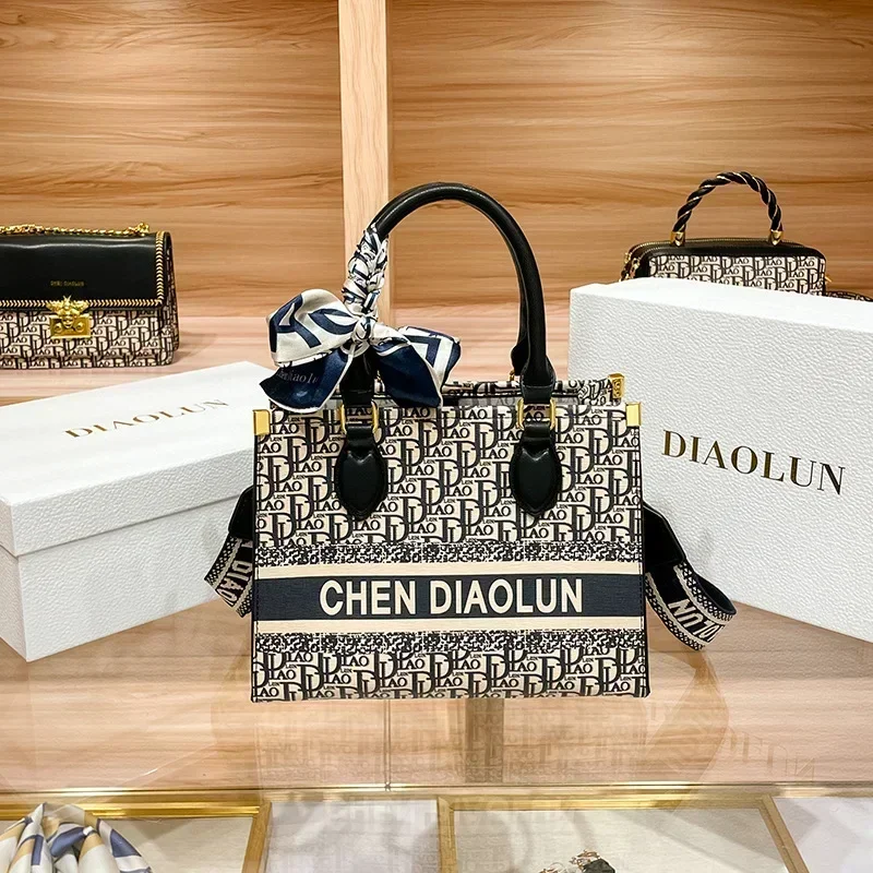 2024 New Embroidery Large Capacity Casual Totes High Quality Shoulder Messenger Bags Luxury Fashion Gg Women Purse And Handbags
2024 New Embroidery Large Capacity Casual Totes High Quality Shoulder Messenger Bags Luxury Fashion Gg Women Purse And Handbags
