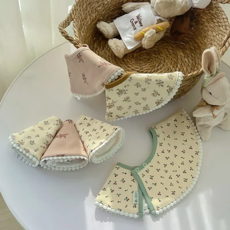 Spring and summer new baby A class knitted cotton spit towel Baby spit bib male and female baby bib 0-2 years old
Spring and summer new baby A class knitted cotton spit towel Baby spit bib male and female baby bib 0-2 years old