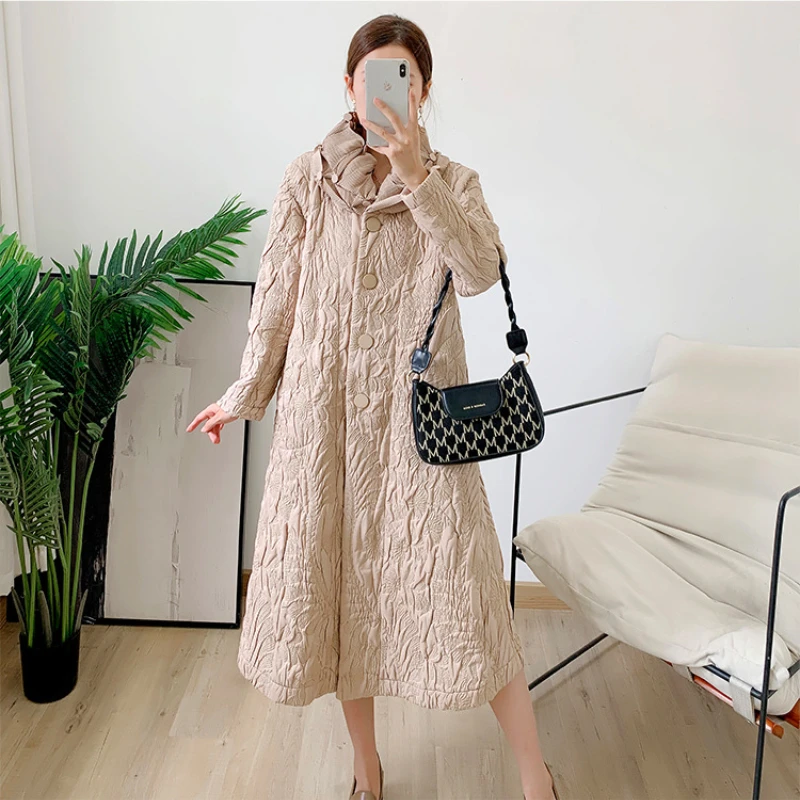 Trench Coats For Women 45-75kg 2022 Winter Turn Down Collar Long Sleeved Single Breasted Loose Stretch Miyake Pleated Outerwear
Trench Coats For Women 45-75kg 2022 Winter Turn Down Collar Long Sleeved Single Breasted Loose Stretch Miyake Pleated Outerwear