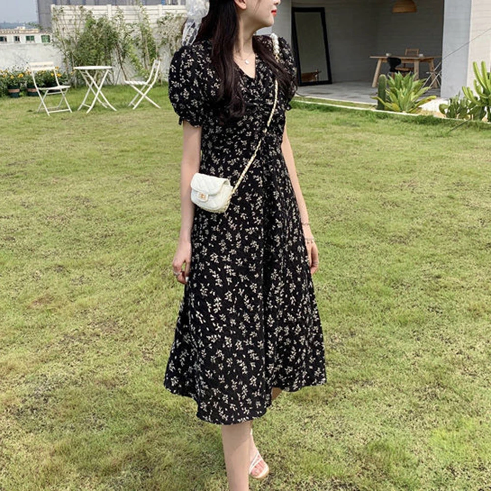 Elegant Pattern Print Pleated Loose Party Dress Women Sexy V-neck TIE-UP Pocket Bohe Long Dress Casual Long Sleeve Beach Dresses
Elegant Pattern Print Pleated Loose Party Dress Women Sexy V-neck TIE-UP Pocket Bohe Long Dress Casual Long Sleeve Beach Dresses