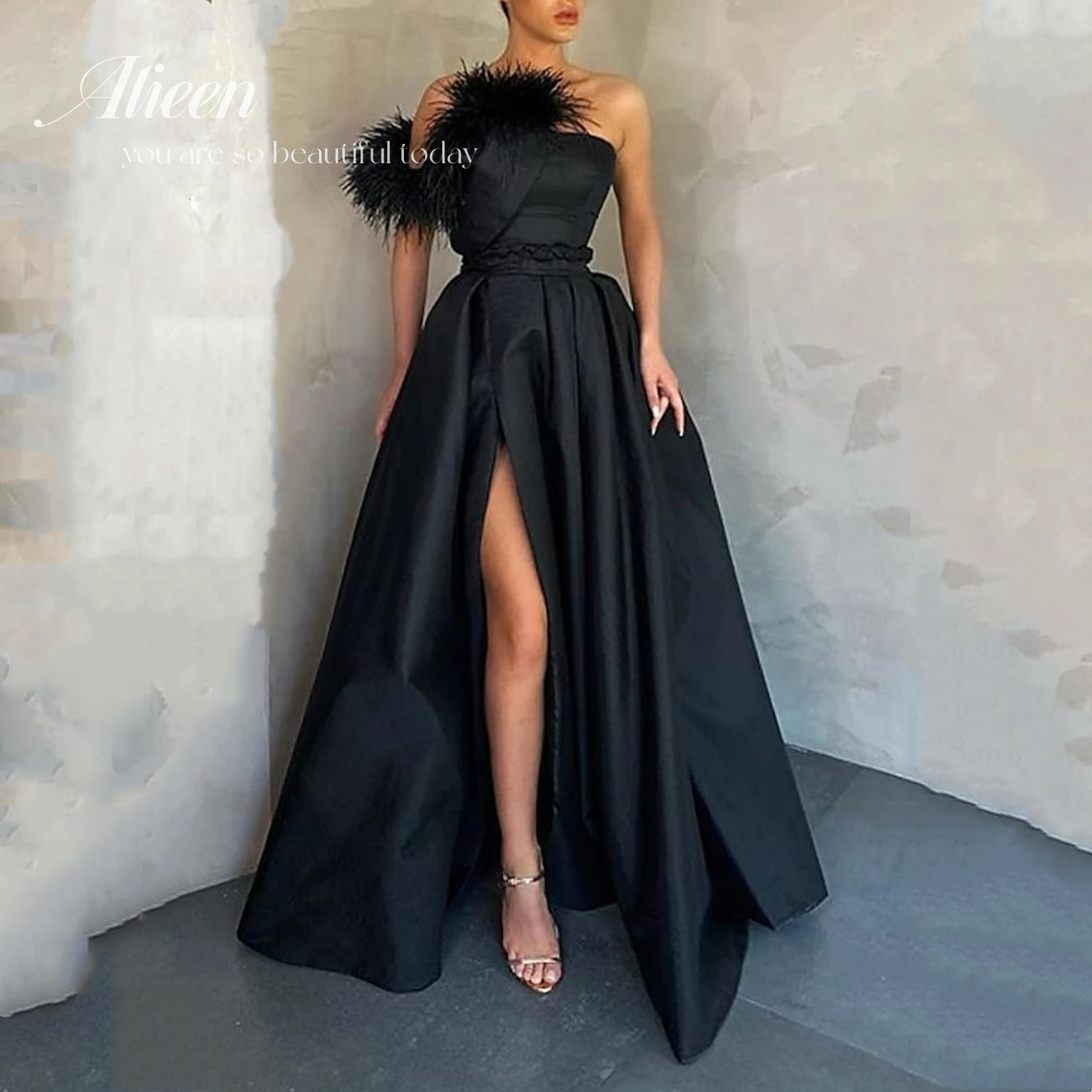 

Aileen Feather Satin Champagne Prom Dress Women Elegant Party Long Dresses Robe Soiree De Luxe 2024 Sharon Said Ball Gowns Gala