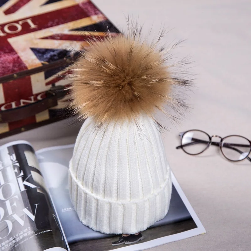 Autumn and Winter New Raccoon Dog Wool Cap Fashion Wool Cap Women's Pullover Knitted Wool Hat Women's Fur
Autumn and Winter New Raccoon Dog Wool Cap Fashion Wool Cap Women's Pullover Knitted Wool Hat Women's Fur