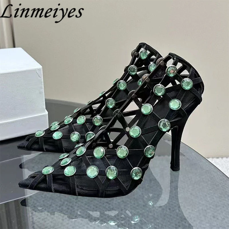 Hollow Out Inlay Crystal Sandals Woman Luxury Rhinestone Wedding Shoes Female Summer Sexy Pointy Toe High Heels Pumps Women
Hollow Out Inlay Crystal Sandals Woman Luxury Rhinestone Wedding Shoes Female Summer Sexy Pointy Toe High Heels Pumps Women
