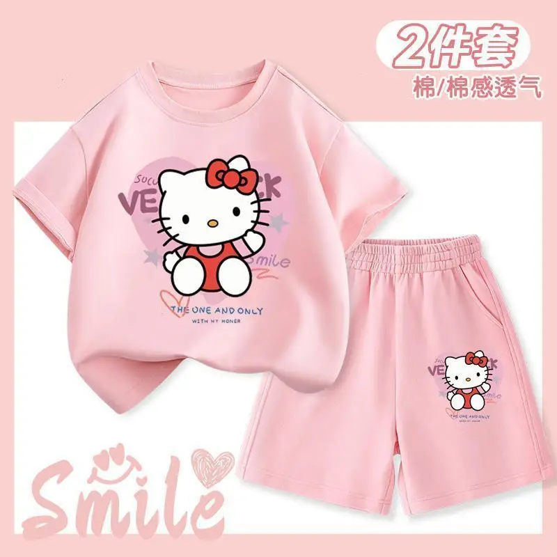 

Комплект детской футболки Hello Kitty из 2 предметов с аниме, новинка, модные белые шорты с коротким рукавом и милым мультяшным принтом Sanrios, летняя пляжная спортивная одежда