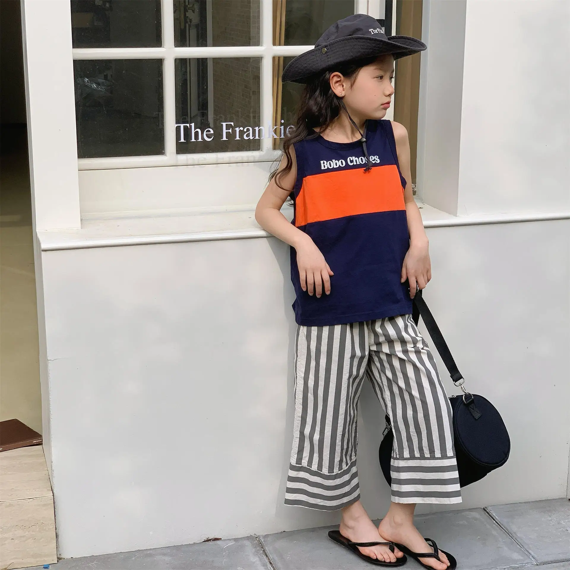 2025 Summer New Girls Sleeveless Vest Letter Print Boys T Shirts Cotton Children Casual Tops Loose Kids Tee Infant Clothes 6 Sb311935f12bc48d1ba0b9f7b13db4baak