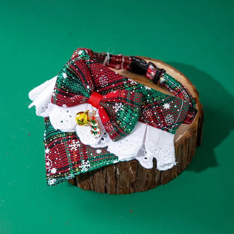 Christmas Dog Collar Bowknot Bell Dogs Collars Cat Accessories Fashion Pet Dogs Supplies Necklace Collier Saliva Scarf
Christmas Dog Collar Bowknot Bell Dogs Collars Cat Accessories Fashion Pet Dogs Supplies Necklace Collier Saliva Scarf