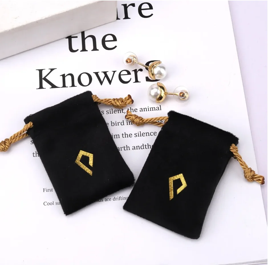 Black Yellow Rope Gift bags for packaging8x10cm 9x12cm 10x15cm(4x6in) 13x18cm (5x7in) bags for packaging 
Black Yellow Rope Gift bags for packaging8x10cm 9x12cm 10x15cm(4x6in) 13x18cm (5x7in) bags for packaging