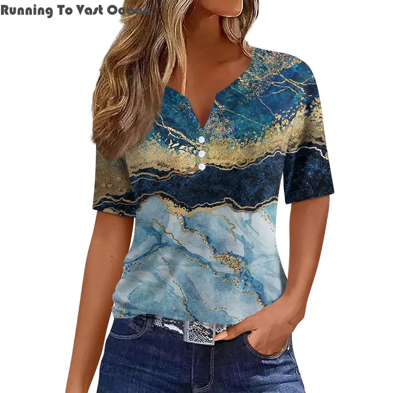 2024 New Summer T-shirt V-neck Three Buttons Geometric Printing Painted Seven Quarter Sleeves Elegant Elegant Temperament
2024 New Summer T-shirt V-neck Three Buttons Geometric Printing Painted Seven Quarter Sleeves Elegant Elegant Temperament