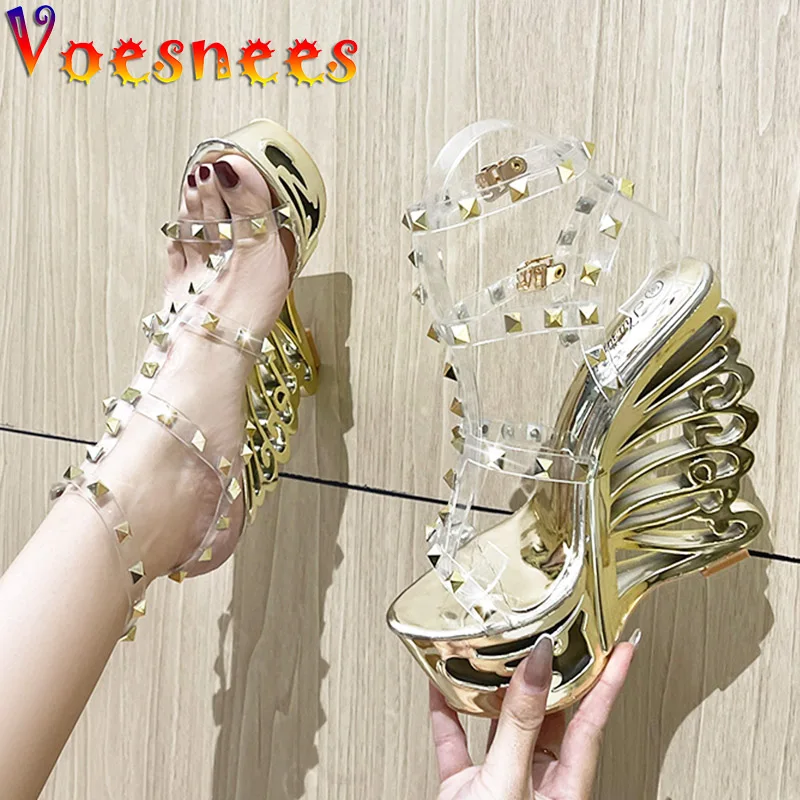New Summer 2022 Rivet Shoes Non-Slip Women's Hollow Out Wedge High Heel Pumps Fashion Transparent Design Nightclub Sexy Sandals
New Summer 2022 Rivet Shoes Non-Slip Women's Hollow Out Wedge High Heel Pumps Fashion Transparent Design Nightclub Sexy Sandals