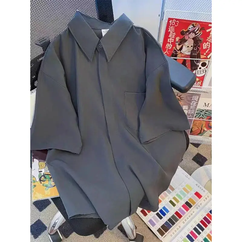 Summer casual style simple and versatile thin quarter sleeved tops for men and women trendy solid color design short sleeves y2k
Summer casual style simple and versatile thin quarter sleeved tops for men and women trendy solid color design short sleeves y2k