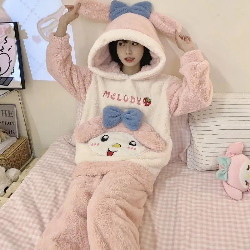 Пижама My Melody женская осенне-зимняя утепленная аниме Kawaii мультяшный студенческий костюм фланелевый спортивный костюм с капюшоном Рождественский подарок
Пижама My Melody женская осенне-зимняя утепленная аниме Kawaii мультяшный студенческий костюм фланелевый спортивный костюм с капюшоном Рождественский подарок