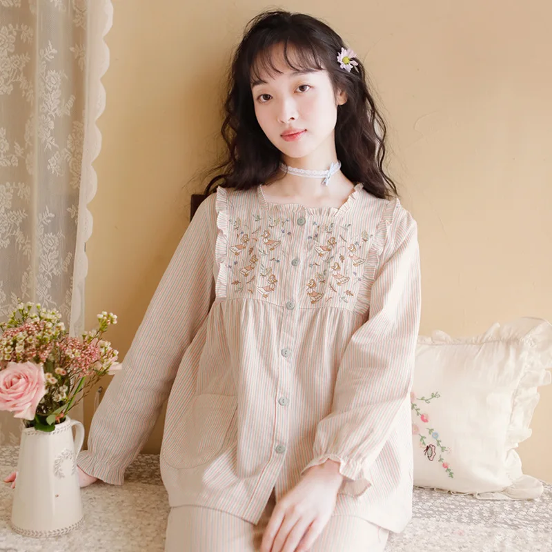 Fashion Cotton Pajama Sets For Women Long Sleeve Cardigan Loose Embroidery Sleepwear Suits Spring Summer Home Clothes
Fashion Cotton Pajama Sets For Women Long Sleeve Cardigan Loose Embroidery Sleepwear Suits Spring Summer Home Clothes