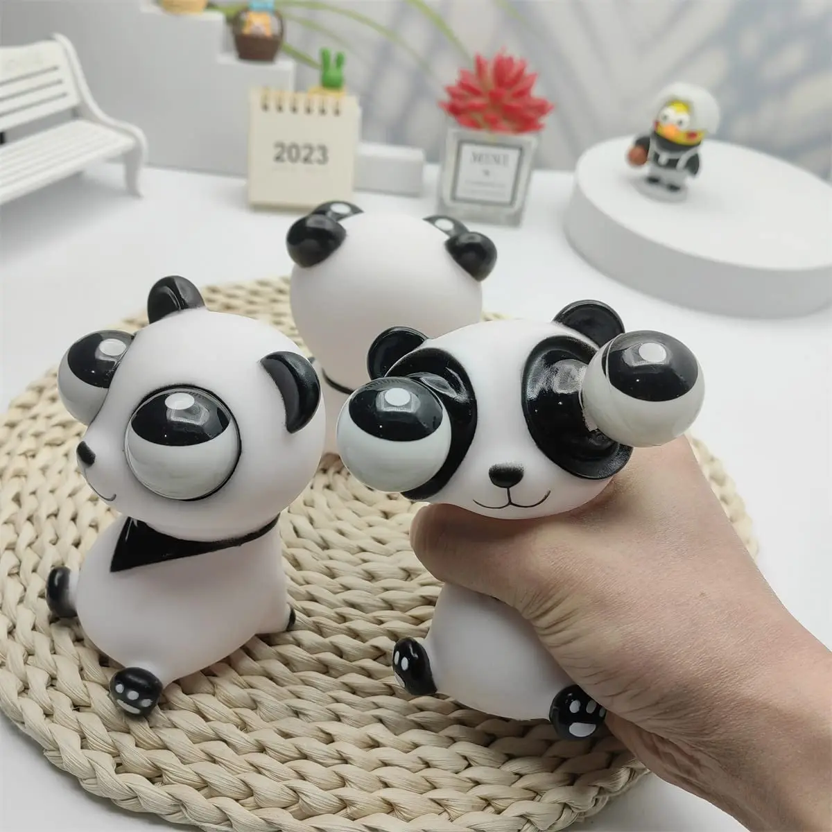 Fun Stretch Eyeball Burst Squeeze Toy Decompression Venting Toys For Adult Kids Stress Relief Fidget Toy Panda Doll Sensory Toys
Fun Stretch Eyeball Burst Squeeze Toy Decompression Venting Toys For Adult Kids Stress Relief Fidget Toy Panda Doll Sensory Toys