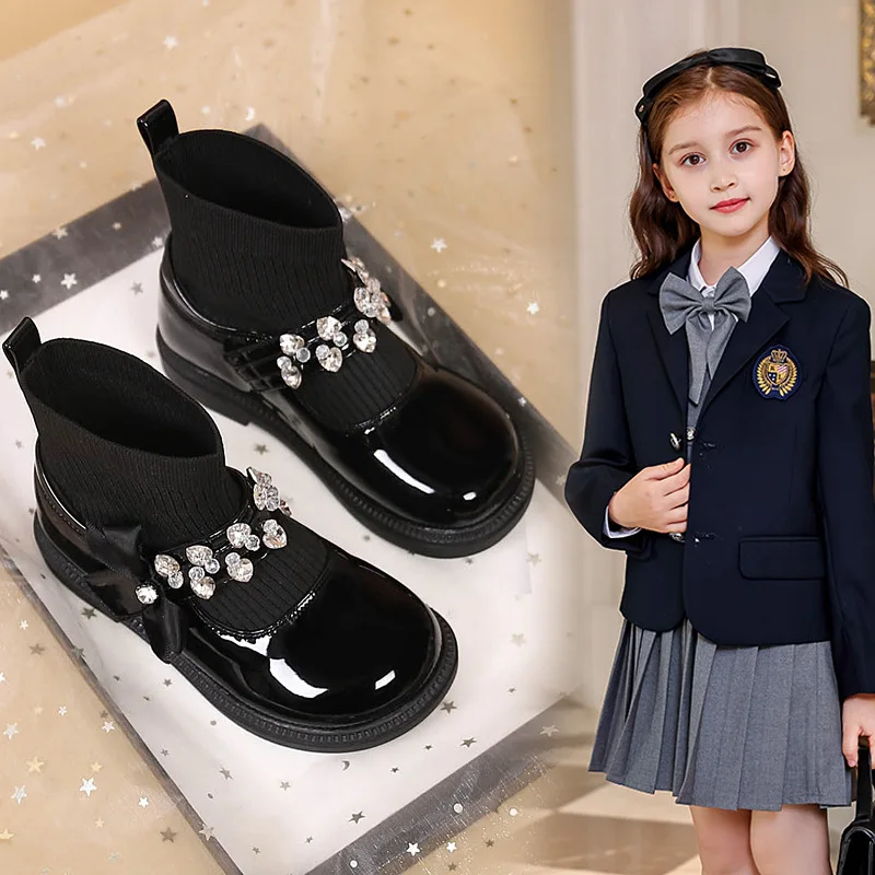 Children's boots autumn new cowhide flower Chelsea girl Martin socks short boots little girl princess leather shoes
Children's boots autumn new cowhide flower Chelsea girl Martin socks short boots little girl princess leather shoes