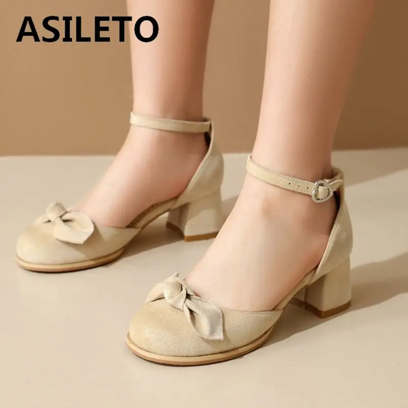 ASILETO Sweet Women Pumps 32 33 Flock Suede Round Toe Chunky Heel 5cm Buckle Strap Bowknot Big Size 44 45 Fashion Dating Shoes
ASILETO Sweet Women Pumps 32 33 Flock Suede Round Toe Chunky Heel 5cm Buckle Strap Bowknot Big Size 44 45 Fashion Dating Shoes