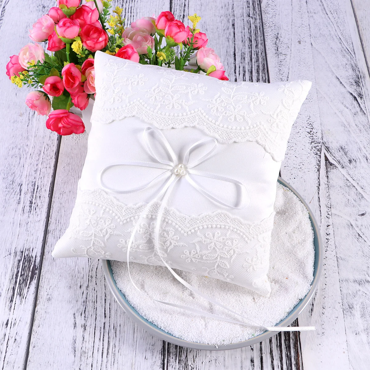 20x20cm Wedding Ring Pillow Cushion Bridal Pearl Ribbon Decorated Ring Bearer Pillow
20x20cm Wedding Ring Pillow Cushion Bridal Pearl Ribbon Decorated Ring Bearer Pillow