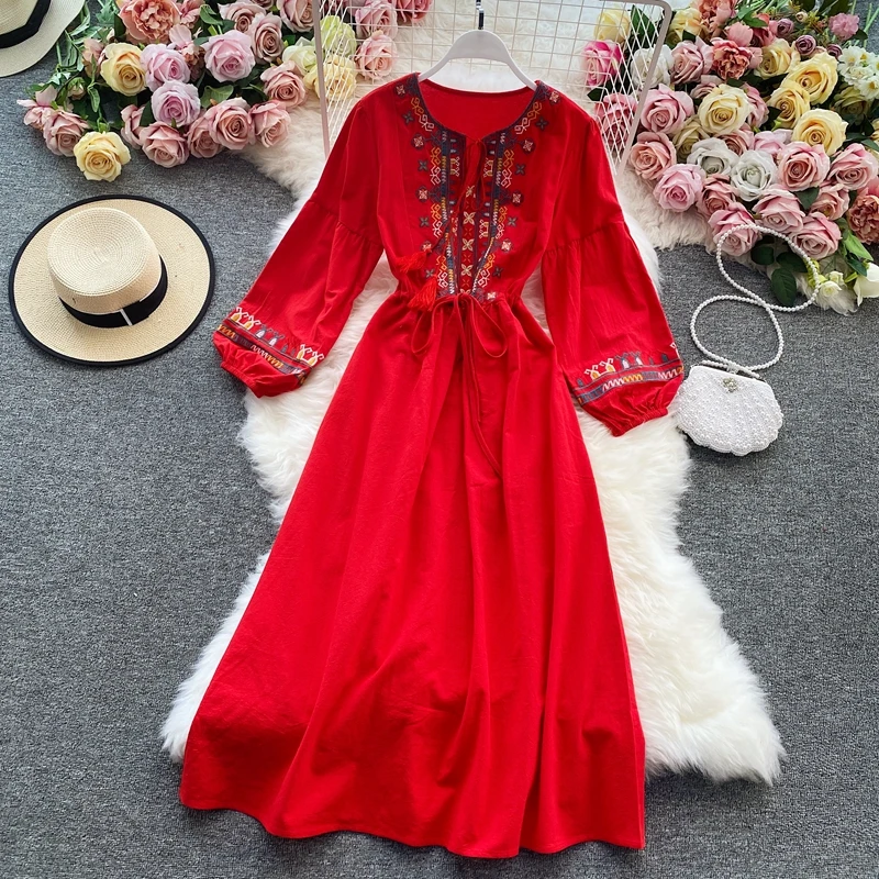 Real Shot Women's Bohemian Beach Dress Super Fairy National Wind Embroidered Lantern Sleeve Wind Big Swing Long Dress Female
Real Shot Women's Bohemian Beach Dress Super Fairy National Wind Embroidered Lantern Sleeve Wind Big Swing Long Dress Female