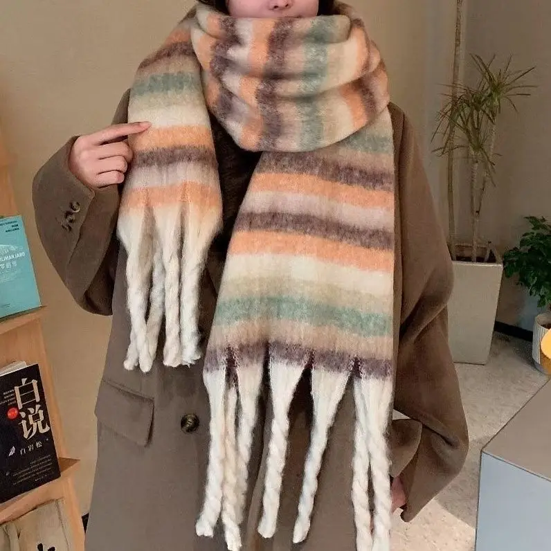 Scarf with Tassel Pashmina 2023 New Winter Fashion Shawls and Wraps Female Bufanda Brand Striped Print Thick Warm Scarves T138
Scarf with Tassel Pashmina 2023 New Winter Fashion Shawls and Wraps Female Bufanda Brand Striped Print Thick Warm Scarves T138