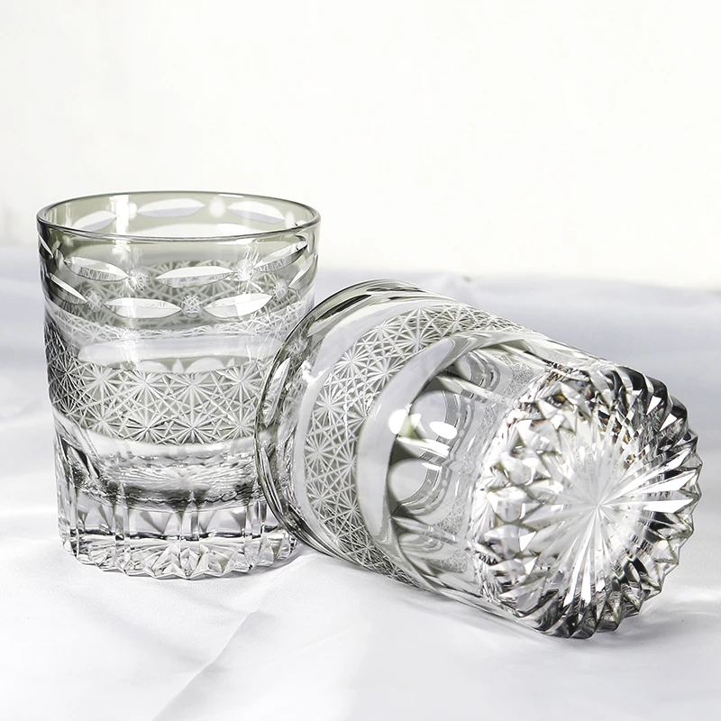 260 ML Hot Sale Grey Crystal Whiskey Cup Hand Carved Special Pattern 9 Oz Unique Bourbon Glass Tumbler
260 ML Hot Sale Grey Crystal Whiskey Cup Hand Carved Special Pattern 9 Oz Unique Bourbon Glass Tumbler