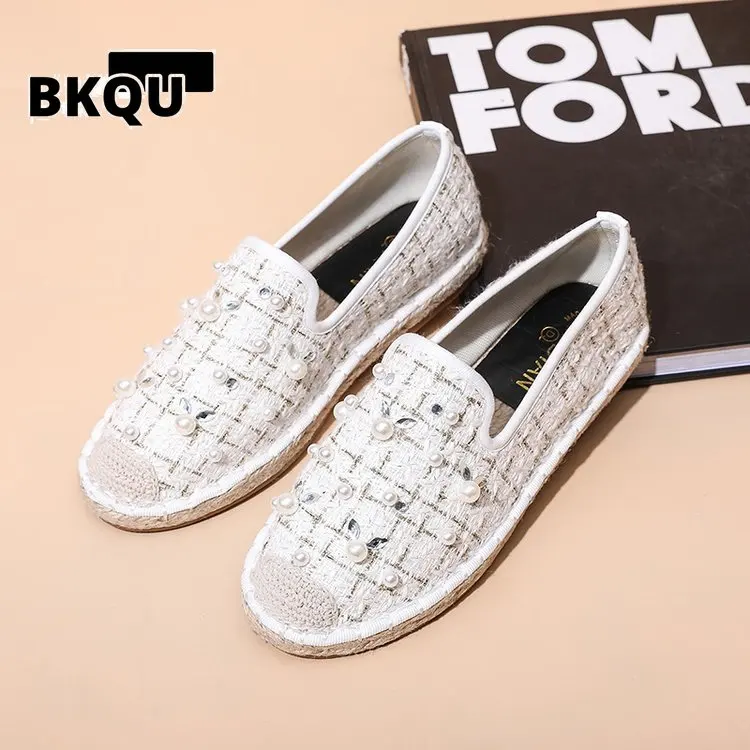 BKQU 2023 новые женские туфли на плоской подошве для отдыха на открытом воздухе низкие Туфли удобная обувь для прогулок набор женских туфель
BKQU 2023 новые женские туфли на плоской подошве для отдыха на открытом воздухе низкие Туфли удобная обувь для прогулок набор женских туфель