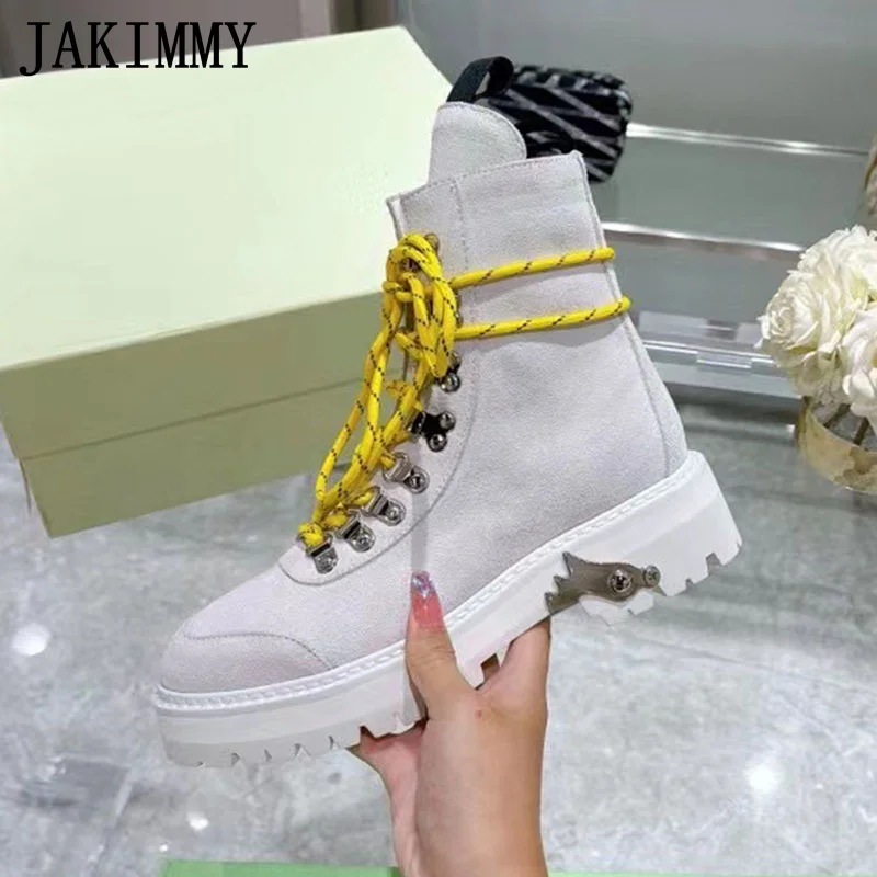 Winter Lace Up Snow Boots Women Round Toe Thick Sole Suede Rivet Decoration Short Boots Casual Party Motorcycle Boots For Women
Winter Lace Up Snow Boots Women Round Toe Thick Sole Suede Rivet Decoration Short Boots Casual Party Motorcycle Boots For Women