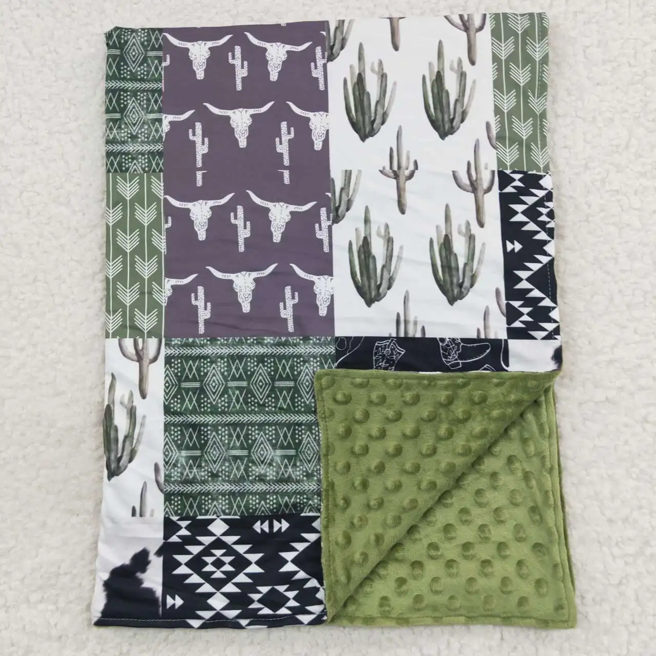 

2023 New Arrival RTS Wholesale Baby Green Western Patchwork Swaddle Wraps Newborn Minky Blankets