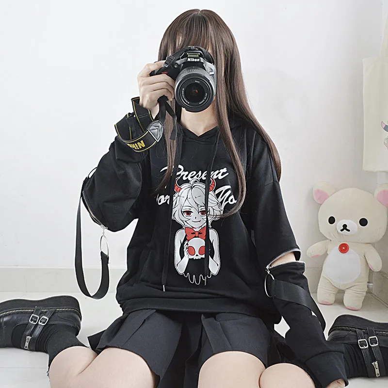 Japanese Vintage Harajuku Anime Printed Punk Hoodie Lolita Zipper Hollow out Long Sleeve T-shirt Patchwork Sweatshirt Tops 
Japanese Vintage Harajuku Anime Printed Punk Hoodie Lolita Zipper Hollow out Long Sleeve T-shirt Patchwork Sweatshirt Tops