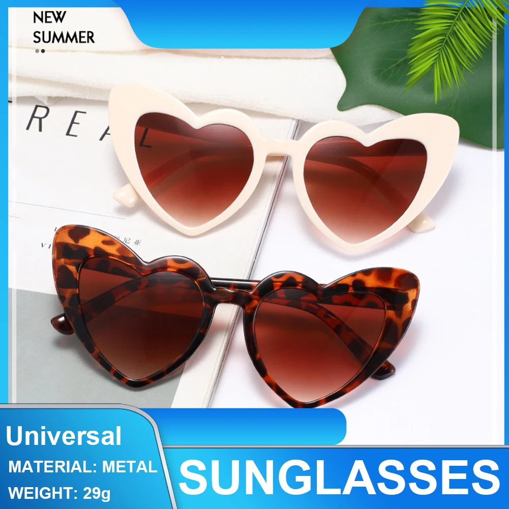 Heart-Shaped Sunglasses UV400 Protection Retro Fashion Women Love Heart Sun Glasses Clear Lens Female Glasses
Heart-Shaped Sunglasses UV400 Protection Retro Fashion Women Love Heart Sun Glasses Clear Lens Female Glasses