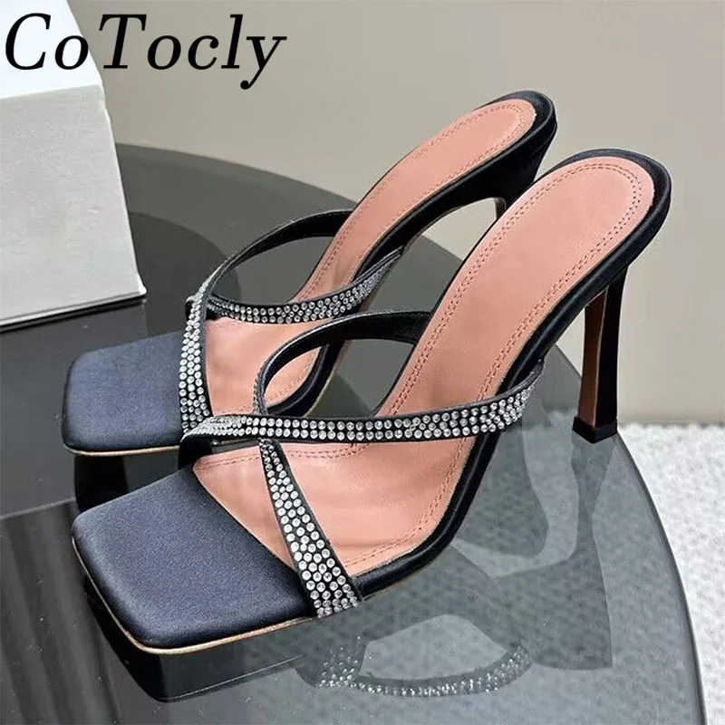 New Crystals Cross Strap High Heels Slippers Women Square Peep Toe Stiletto Sandals Luxury Rhinestone Summer Party Shoes Woman
New Crystals Cross Strap High Heels Slippers Women Square Peep Toe Stiletto Sandals Luxury Rhinestone Summer Party Shoes Woman