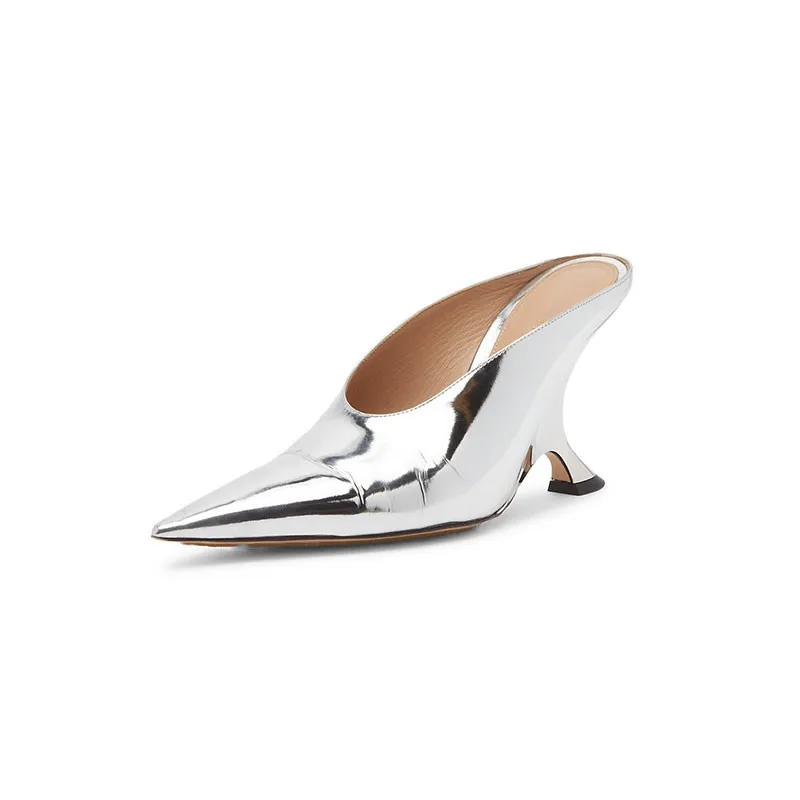 2023 Women's Summer European and American Designer Brand Irregular High Heel Baotou Pointed Slippers Fashion Banquet Show Shoes
2023 Women's Summer European and American Designer Brand Irregular High Heel Baotou Pointed Slippers Fashion Banquet Show Shoes
