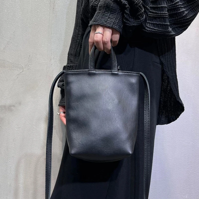 Genuine Leather Handbags Small Women's Vintage Women Shoulder Crossbody Bag Black Cowhide Purse
Genuine Leather Handbags Small Women's Vintage Women Shoulder Crossbody Bag Black Cowhide Purse