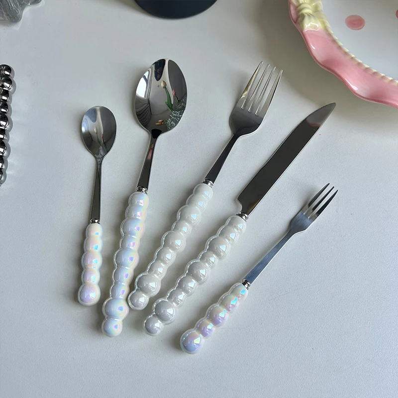 Ins Korean Luxury Pearl Fork Spoon Stainless Steel Ceramic Main Course Dessert Fruit Spoon Forks Table Decoration Accessories 
Ins Korean Luxury Pearl Fork Spoon Stainless Steel Ceramic Main Course Dessert Fruit Spoon Forks Table Decoration Accessories