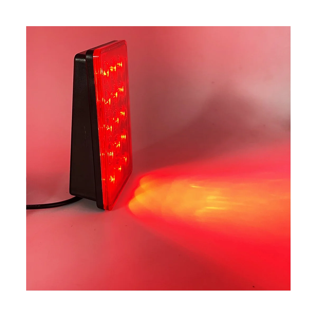 LED Car Brake Light 15LED F1 Style Universal Shell Pilot Light Car Rear Spoiler LED Brake Light Tail Light Red Shell
LED Car Brake Light 15LED F1 Style Universal Shell Pilot Light Car Rear Spoiler LED Brake Light Tail Light Red Shell