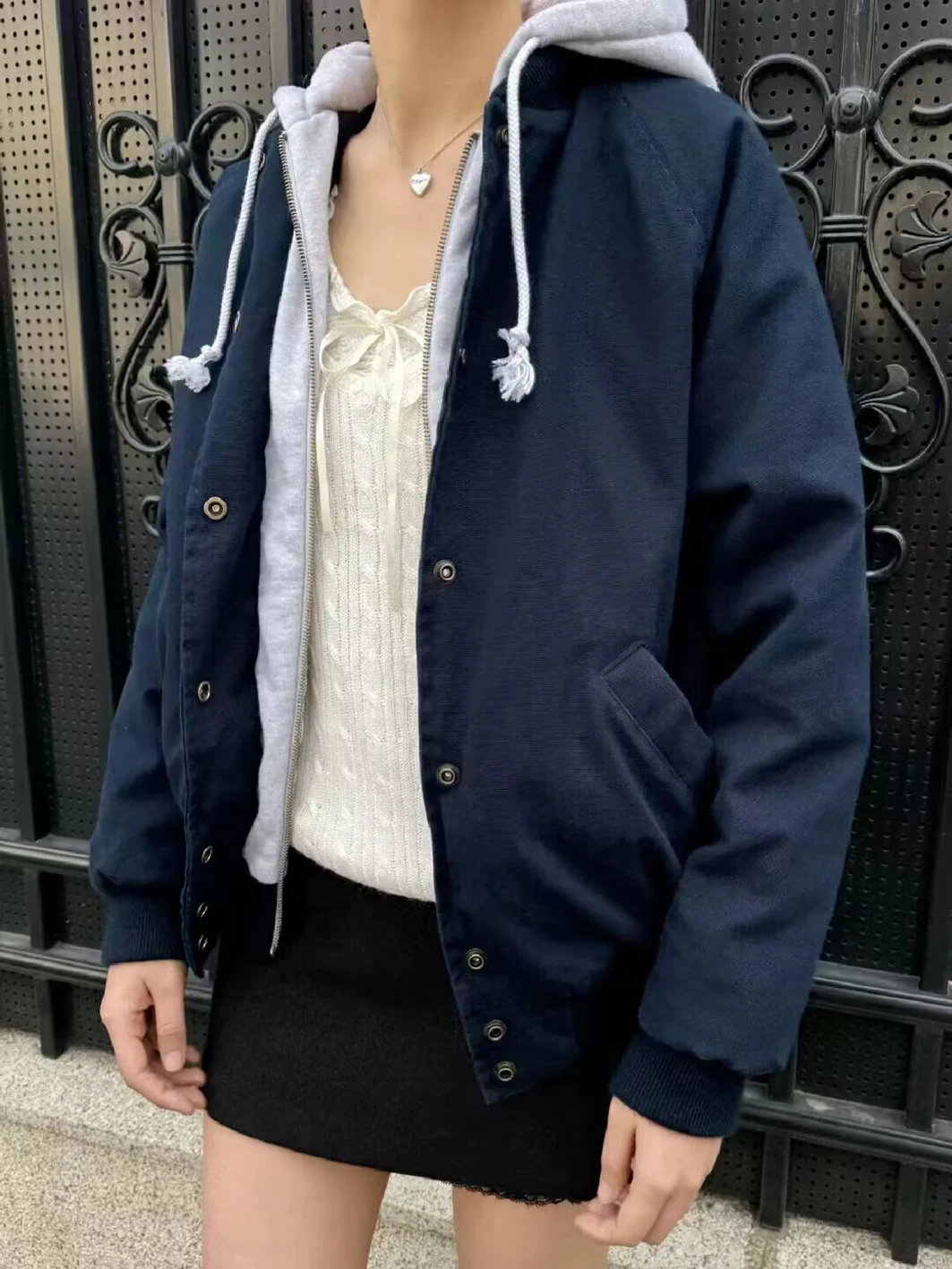 Patchwork Fake Two Pieces Jacket Drawstring Hooded Long Sleeve Navy Streetwear Coats Warm Fashion Sweet Y2k Outerwear Top 2024
Patchwork Fake Two Pieces Jacket Drawstring Hooded Long Sleeve Navy Streetwear Coats Warm Fashion Sweet Y2k Outerwear Top 2024
