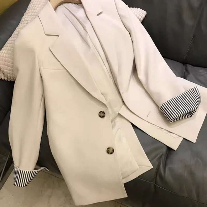 Black White Blazer for Women Casual Loose Female Spring Autumn Jacket Outerwear Trench Coat Chic and Elegant Office Work Blazer
Black White Blazer for Women Casual Loose Female Spring Autumn Jacket Outerwear Trench Coat Chic and Elegant Office Work Blazer
