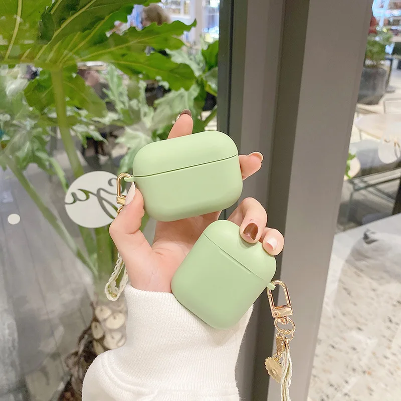 Оригинальный однотонный защитный чехол для Apple AirPods, мягкий чехол для AirPodsPro с подвеской и Bluetooth 2/3 поколения
Оригинальный однотонный защитный чехол для Apple AirPods, мягкий чехол для AirPodsPro с подвеской и Bluetooth 2/3 поколения