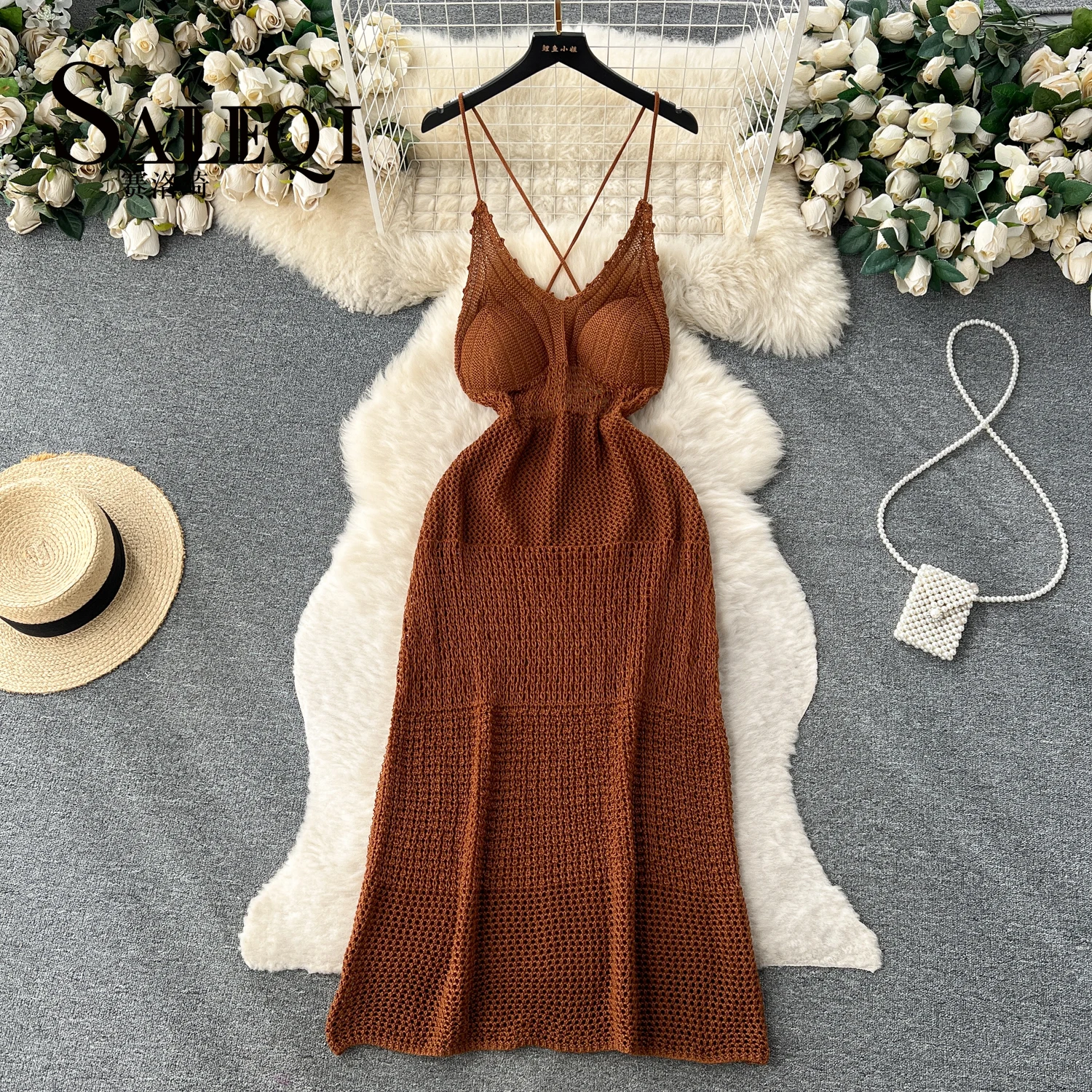 Women Chic Sleeveless Hollow Sexy Slim Bodycon Criss-cross Slip Dress Fashion Knit Tight Vestido Elegant Slim Dresss
Women Chic Sleeveless Hollow Sexy Slim Bodycon Criss-cross Slip Dress Fashion Knit Tight Vestido Elegant Slim Dresss