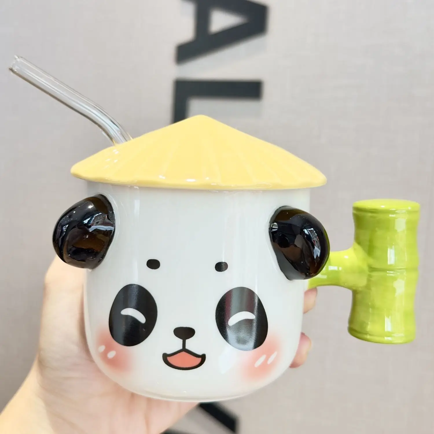 Panda ceramic mug with lid and straw, cartoon design, water cup, children's birthday gift
Panda ceramic mug with lid and straw, cartoon design, water cup, children's birthday gift