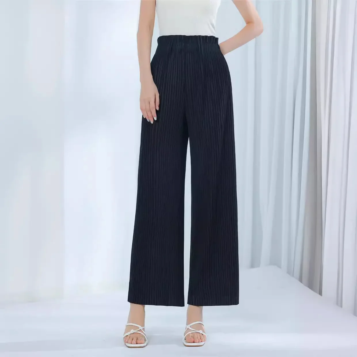 

ALSEY Miyake Pleated Straight Women's Casual Pants Decorative Body Hundred Loose Solid Color Nine-minute Pants 2024 Summer New