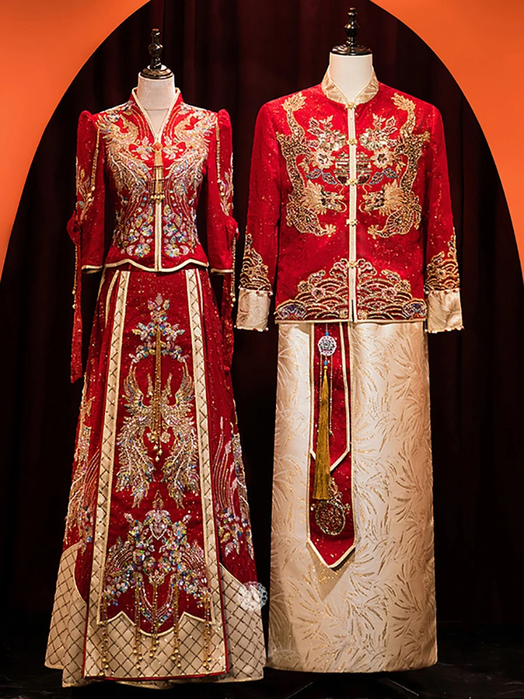 Couple Exquisite Phoenix Embroidery Marry Clothes Chinese Style Bride Wedding Dress Vintage Sequins Beading Qipao
Couple Exquisite Phoenix Embroidery Marry Clothes Chinese Style Bride Wedding Dress Vintage Sequins Beading Qipao