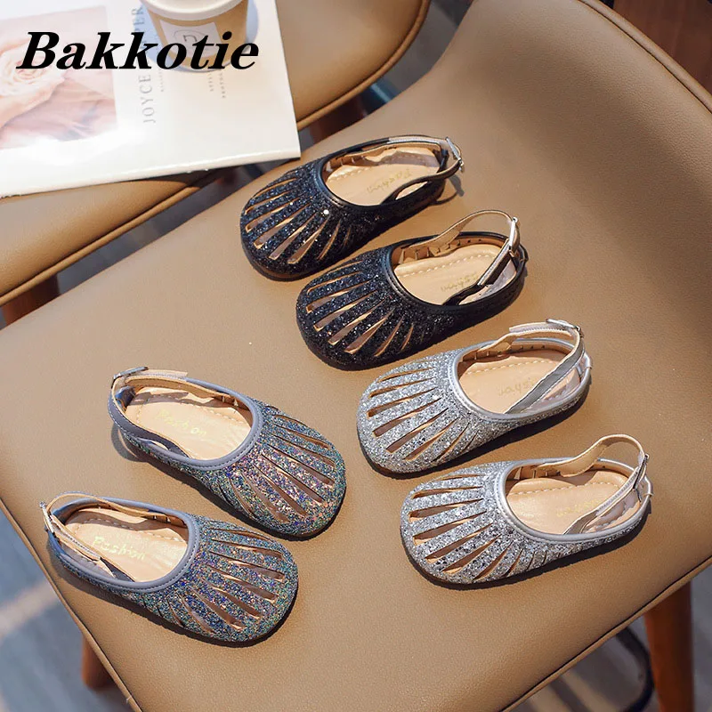Kids Sandals 2023 Summer Baby Girls Fashion Party Princess Dress Flats Toddler Beach Shoes Brand Glitter Breathable Soft Sole
Kids Sandals 2023 Summer Baby Girls Fashion Party Princess Dress Flats Toddler Beach Shoes Brand Glitter Breathable Soft Sole
