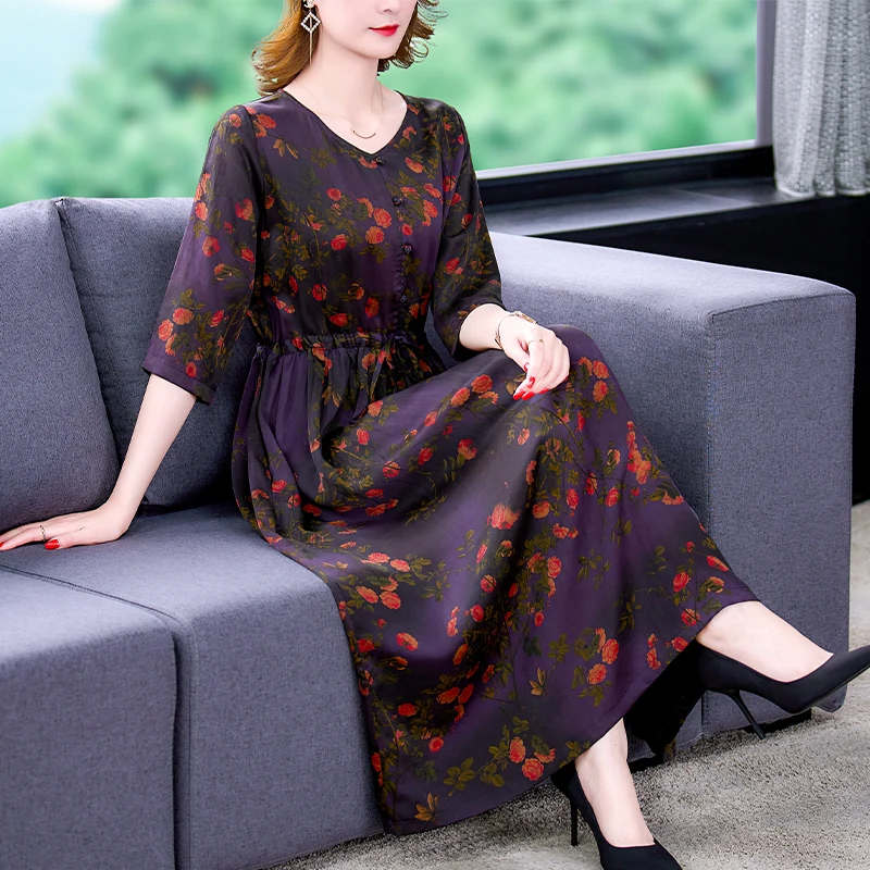 Spirng Summer Floral Mulberry Silk Midi Dress 2024 Korean Vintage Casual Party Dress Women Elegant Plus Size Loose Waist Dresses
Spirng Summer Floral Mulberry Silk Midi Dress 2024 Korean Vintage Casual Party Dress Women Elegant Plus Size Loose Waist Dresses